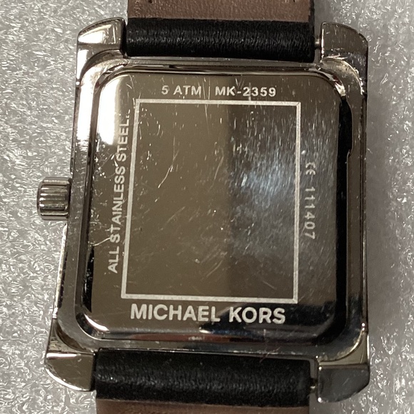 Michael Kors Mini Emery Silver Dial Black Leather Ladies Watch MK2359 - Picture 11 of 16